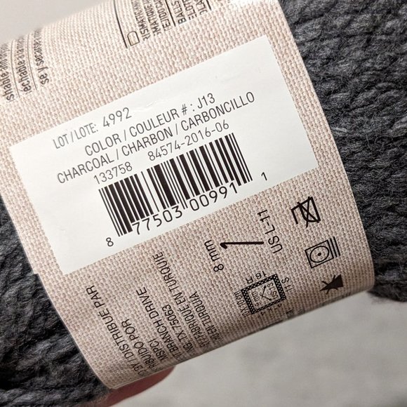 YARN Acrylic Gray Charcoal Charisma Chunky Loops and Threads FULL SKEIN - Picture 4 of 5